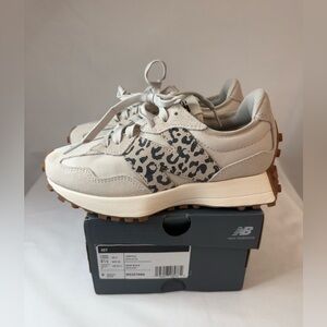 New Balance 327 Exclusive Sneakers Leopard Cheetah